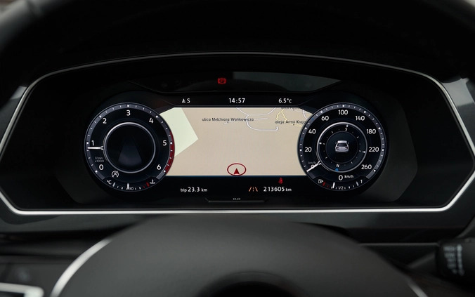 Volkswagen Tiguan cena 79700 przebieg: 213000, rok produkcji 2016 z Płock małe 781